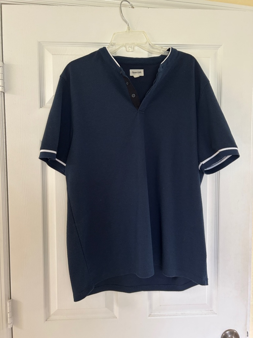 Open Edit Men's Short-Sleeve Navy Henley Polo with Contrast Trim